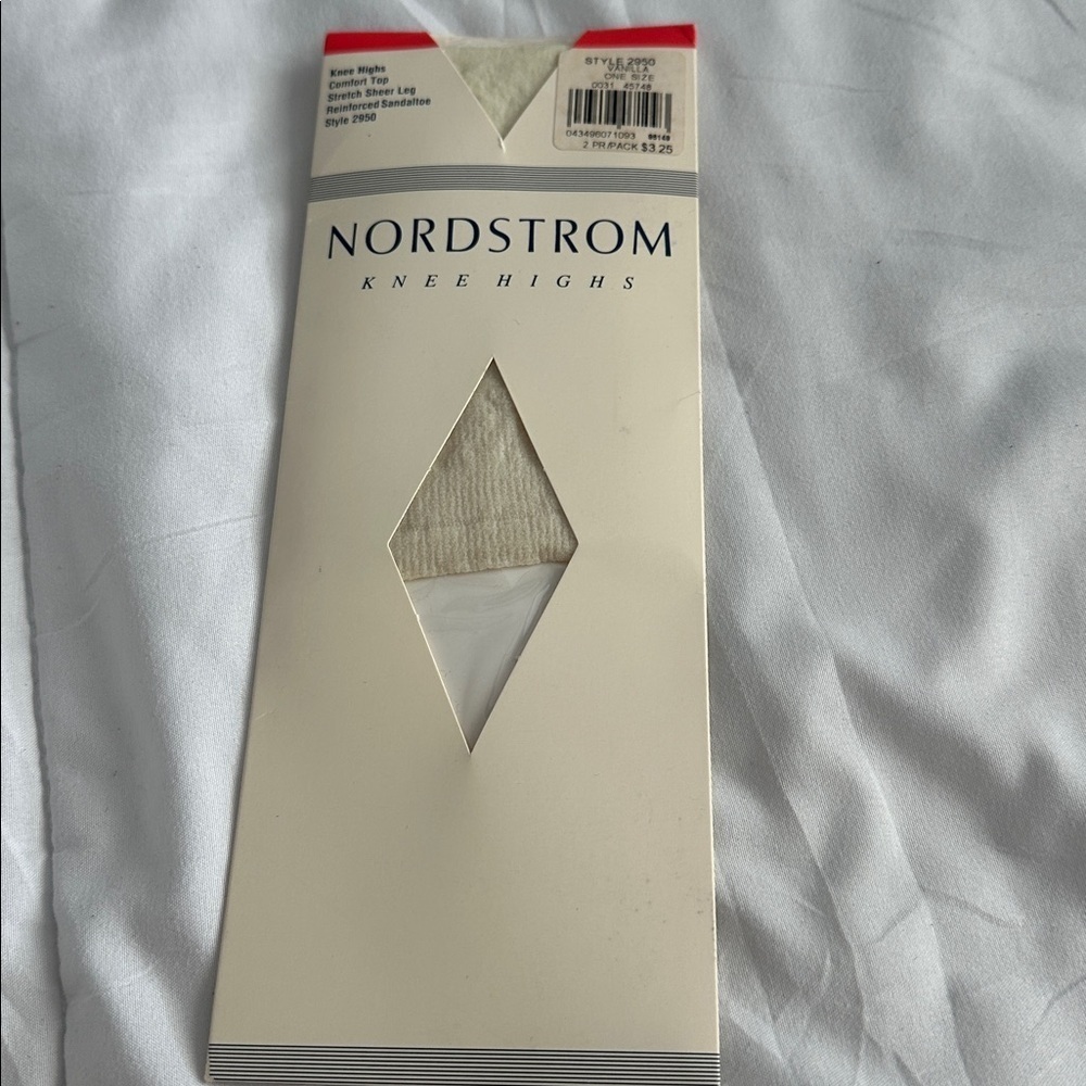 Nordstrom Knee Highs Comfort Stretch Sheer Leg Reinforce Sandaltoe Vanilla 1 PR